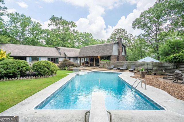 400 Race Horse Drive, Summerville, GA 30747