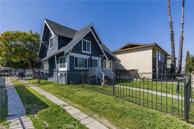 1631 Pine, Long Beach, CA 90813