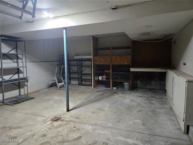 3258 Van Buren Drive, Brunswick, OH 44212