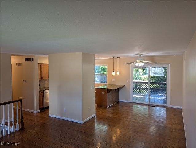 3258 Van Buren Drive, Brunswick, OH 44212