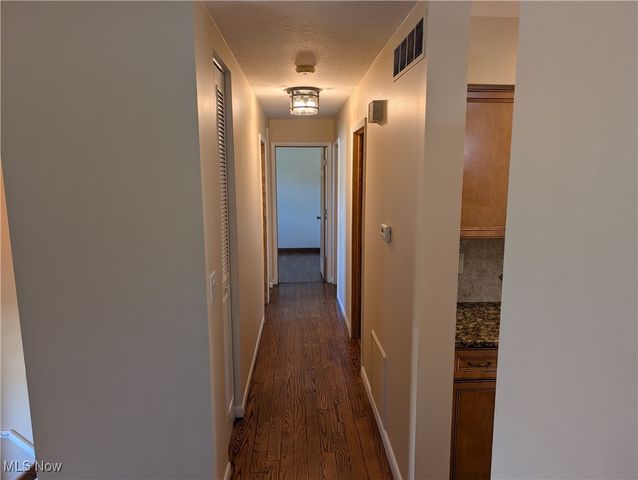 3258 Van Buren Drive, Brunswick, OH 44212