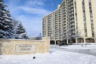 40 N Tower Road 8F, Oak Brook, IL 60523