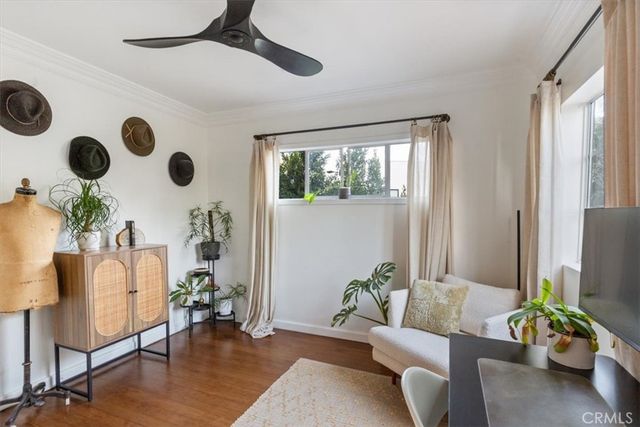 2207 - 2209 Apex Avenue, Los Angeles, CA 90039