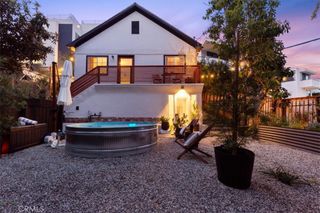 2207 - 2209 Apex Avenue, Los Angeles, CA 90039