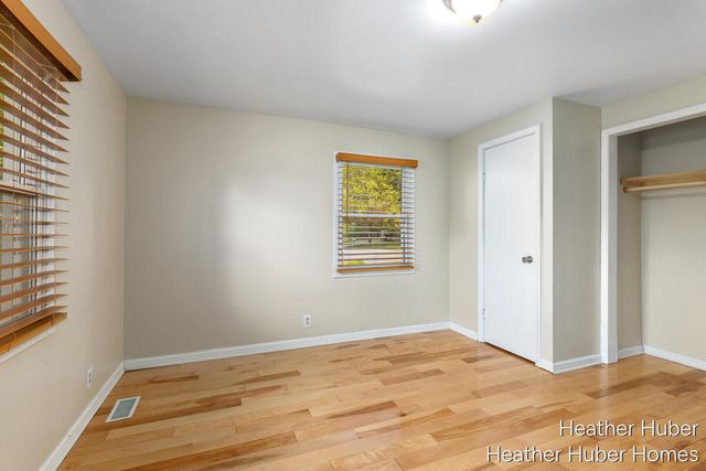 914 Foster Court, Grand Rapids, MI 49505