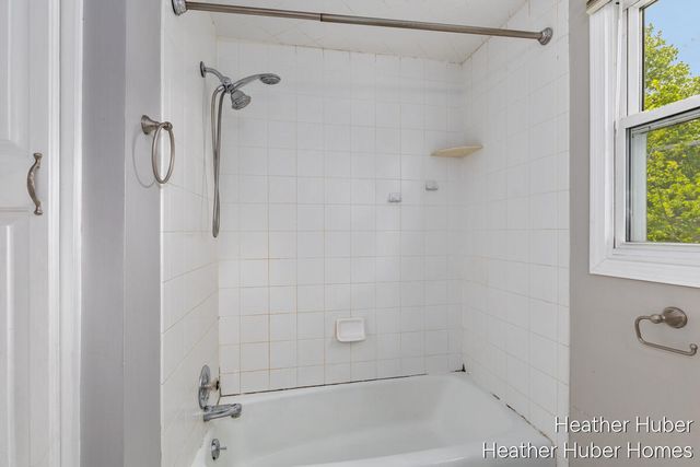 914 Foster Court, Grand Rapids, MI 49505