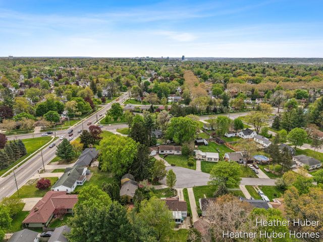 914 Foster Court, Grand Rapids, MI 49505