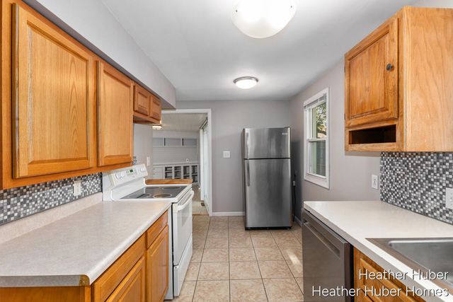 914 Foster Court, Grand Rapids, MI 49505
