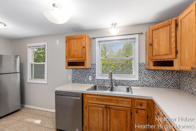 914 Foster Court, Grand Rapids, MI 49505