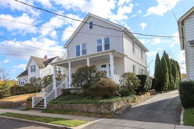 10 Ohio Avenue, Port Washington, NY 11050