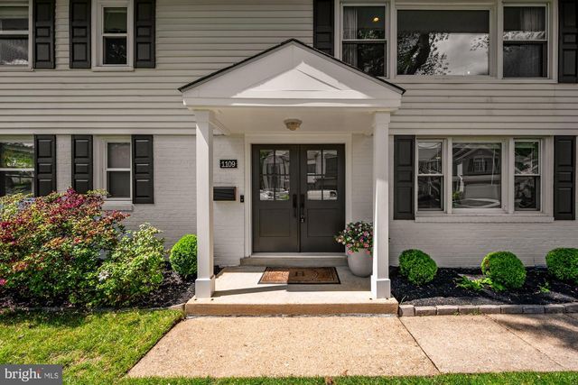 1109 HILLCREST DR SW, Vienna, VA 22180
