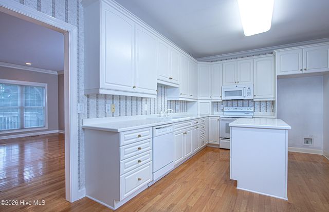 170 Pine Vista Drive, Pinehurst, NC 28374