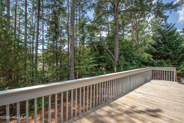170 Pine Vista Drive, Pinehurst, NC 28374