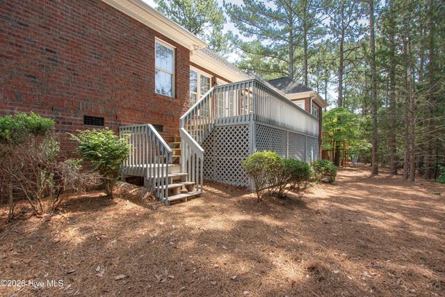 170 Pine Vista Drive, Pinehurst, NC 28374