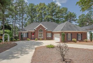 170 Pine Vista Drive, Pinehurst, NC 28374