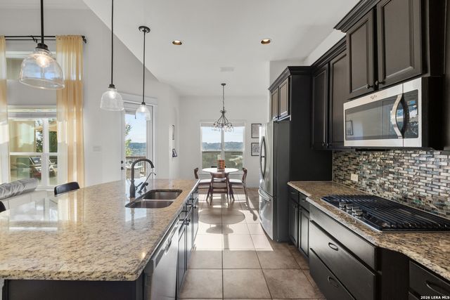 7626 HAYS HL, San Antonio, TX 78256