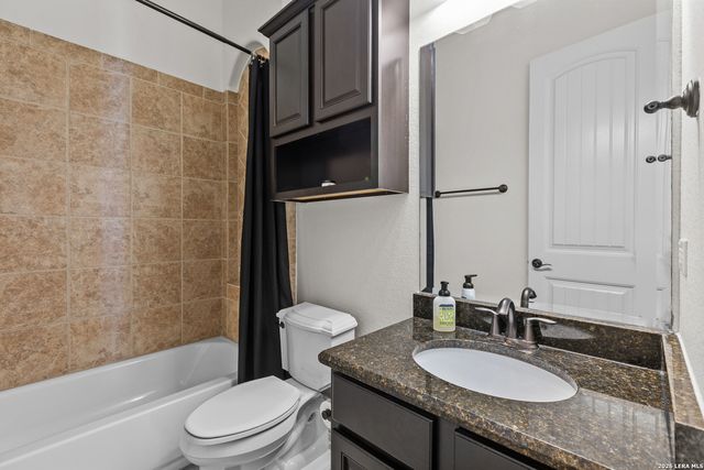 7626 HAYS HL, San Antonio, TX 78256