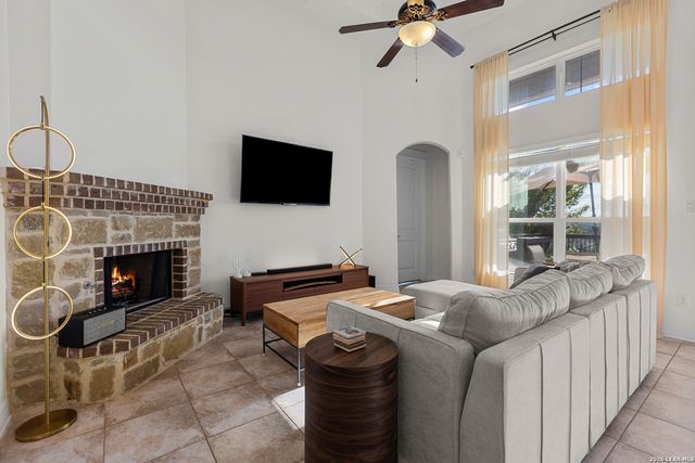 7626 HAYS HL, San Antonio, TX 78256