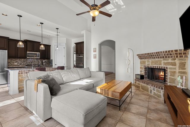 7626 HAYS HL, San Antonio, TX 78256