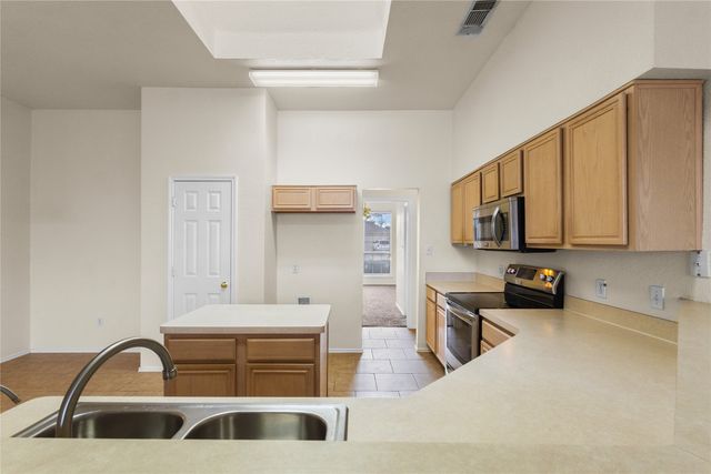 1208 Darbytown Road, Grand Prairie, TX 75052