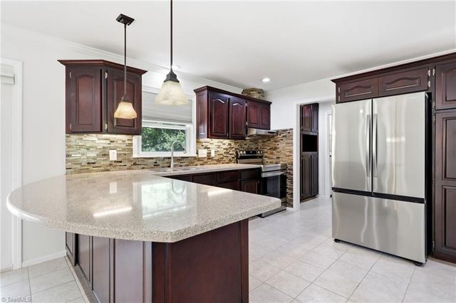 7106 Waterbury Drive, High Point, NC 27263