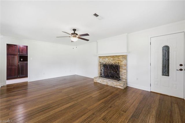 7106 Waterbury Drive, High Point, NC 27263