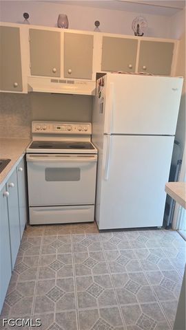 1422 Tropic TER, North Fort Myers, FL 33903