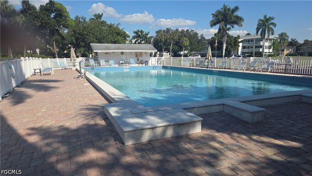 1422 Tropic TER, North Fort Myers, FL 33903