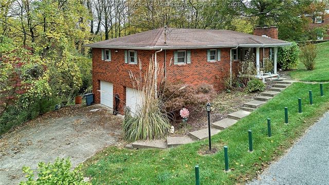 200 Elm Street, Elkview, WV 25071