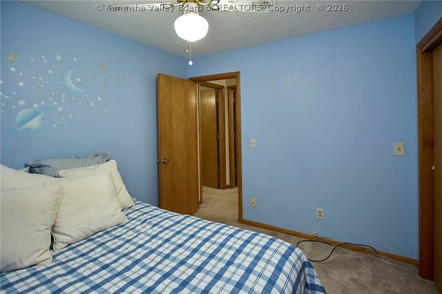 200 Elm Street, Elkview, WV 25071