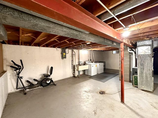 5207 39th STREET, Kenosha, WI 53144