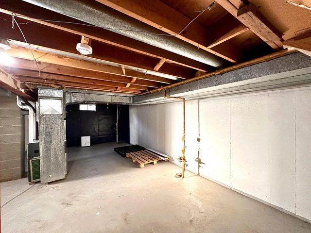 5207 39th STREET, Kenosha, WI 53144