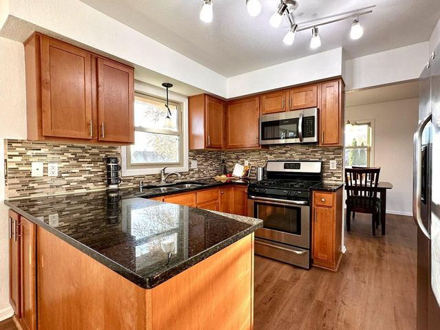 5207 39th STREET, Kenosha, WI 53144