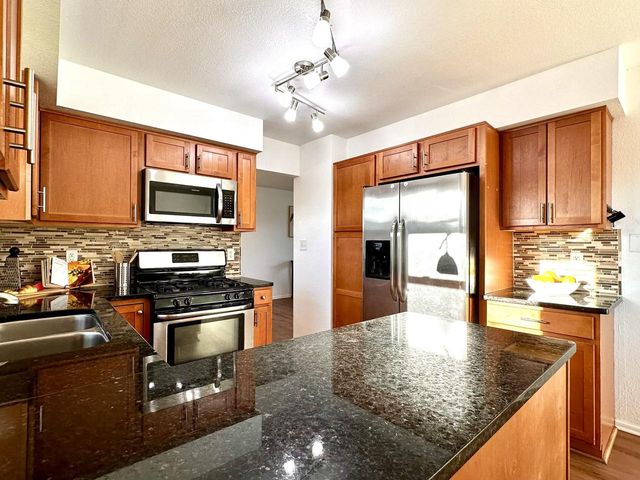 5207 39th STREET, Kenosha, WI 53144