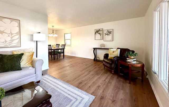 5207 39th STREET, Kenosha, WI 53144