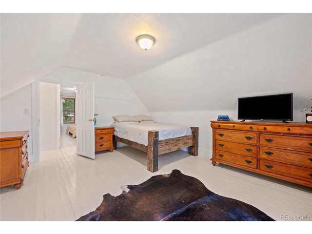 4316 Josephine St, Denver, CO 80216