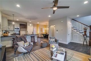 902 Smiley St, Nashville, TN 37206