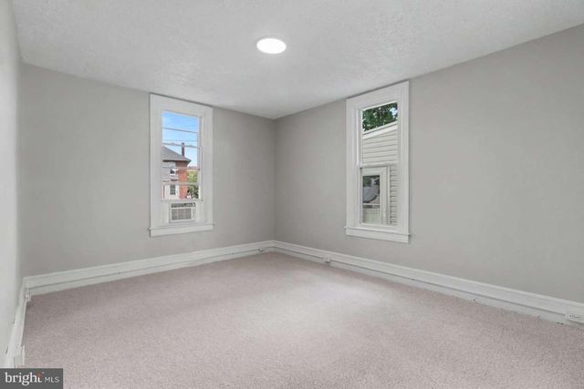 745 E WASHINGTON STREET, Chambersburg, PA 17201