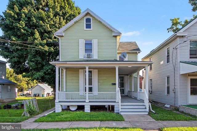 745 E WASHINGTON STREET, Chambersburg, PA 17201