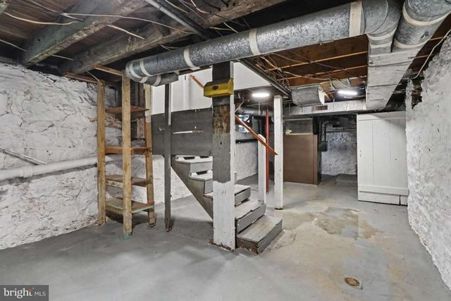 745 E WASHINGTON STREET, Chambersburg, PA 17201