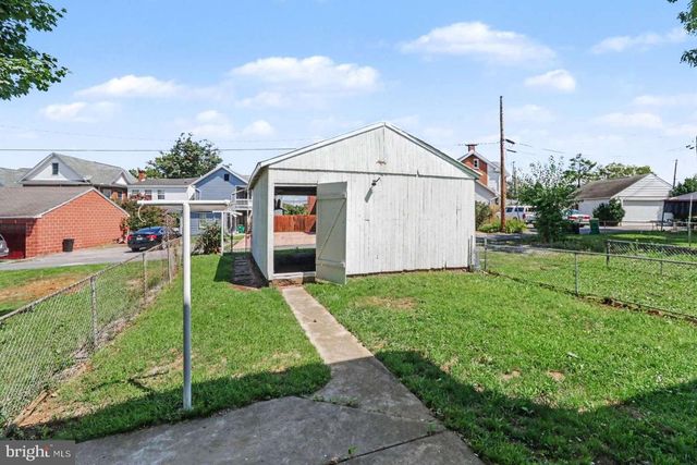 745 E WASHINGTON STREET, Chambersburg, PA 17201