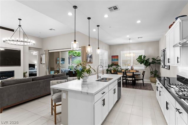 407 Gandara Street, Las Vegas, NV 89138