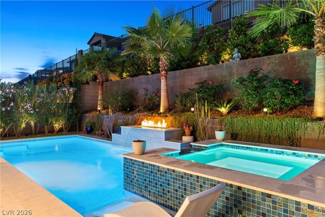 407 Gandara Street, Las Vegas, NV 89138