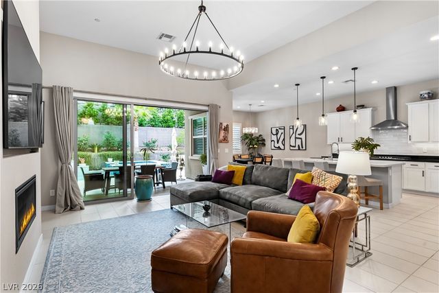 407 Gandara Street, Las Vegas, NV 89138