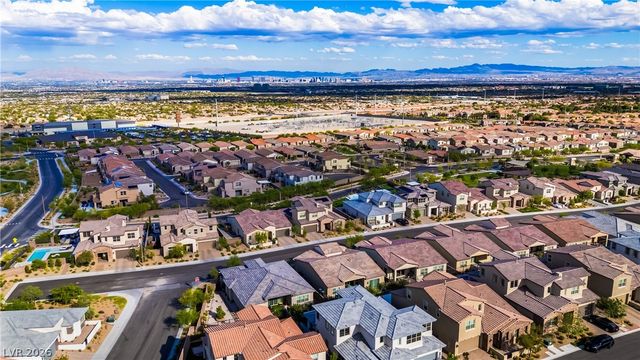 407 Gandara Street, Las Vegas, NV 89138