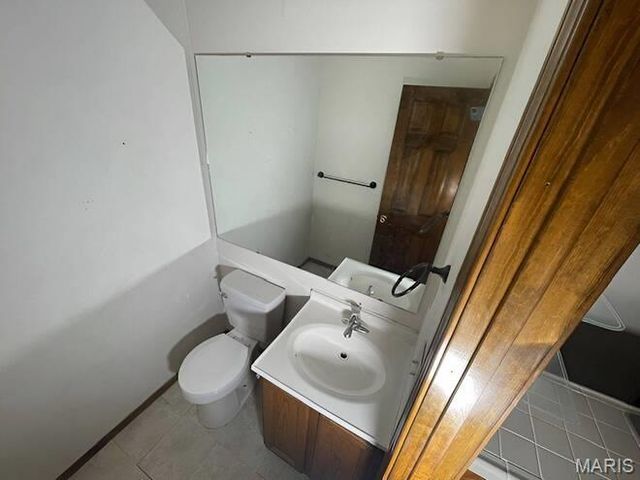 2074 Duclair Parkway, St Charles, MO 63303