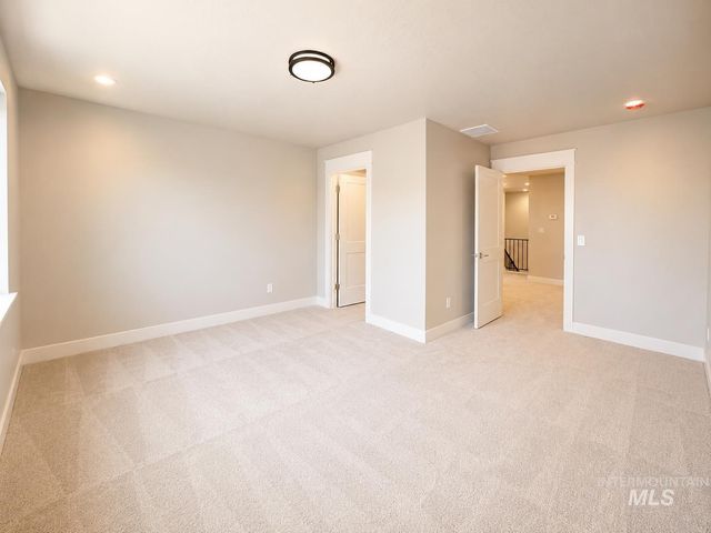 1110 S Recess Way, Kuna, ID 83634
