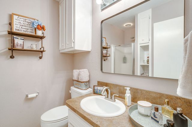 312 Gardenia Court, Burleson, TX 76028
