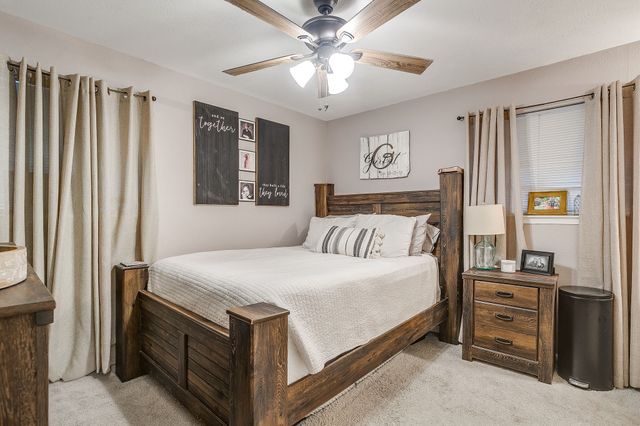 312 Gardenia Court, Burleson, TX 76028