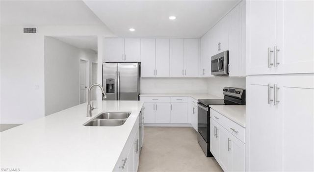 5651 Double Eagle CIR 4327, Ave Maria, FL 34142